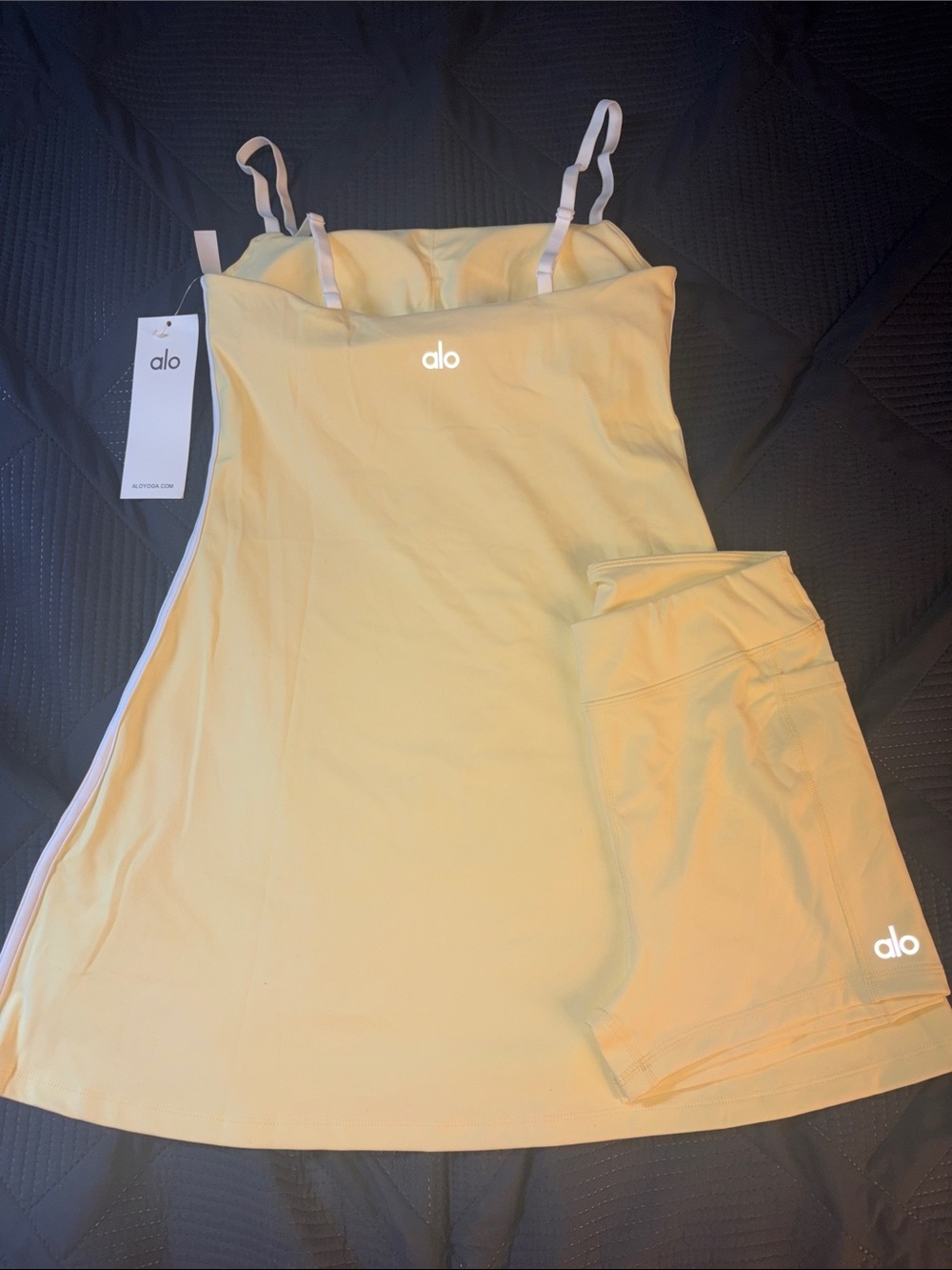 ALO Yoga Yellow Tank Chemise with Matching Shorts - Picture 3 of 4